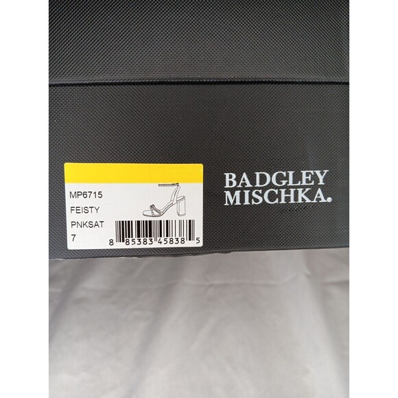 Badgley Mischka Feisty Pearl Block Heel Sandals Size 7 Pink Satin Wedding Prom - Picture 10 of 10